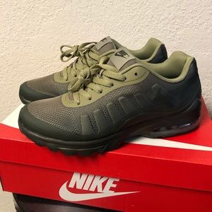 Nike Air Max Invigor